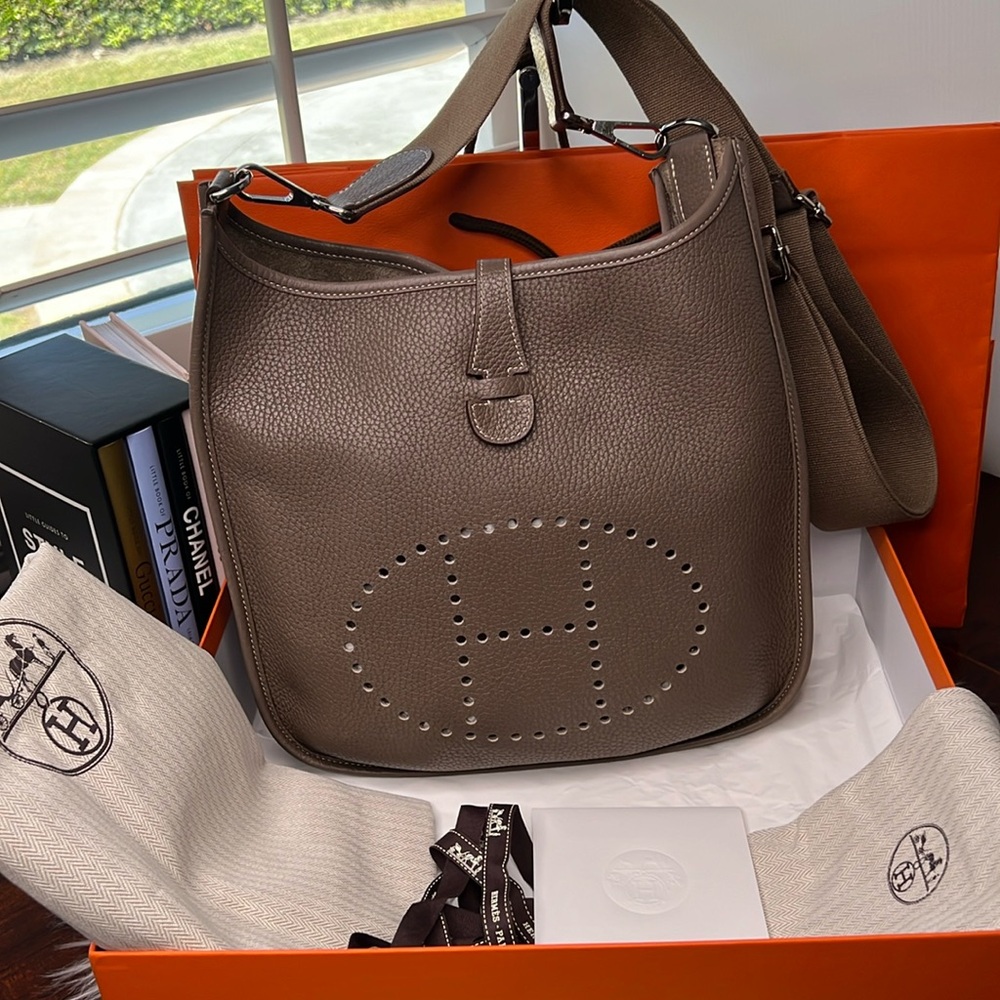 Hermes Evelyn III Shoulder Messenger Bag Taurillon Clemence Etoupe - Picture 3 of 17